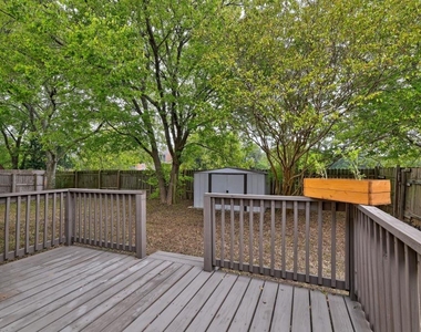 6002 Baton Rouge Dr - Photo Thumbnail 22