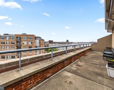 1000 Fell Street - Photo Thumbnail 28