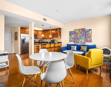 1000 Fell Street - Photo Thumbnail 15