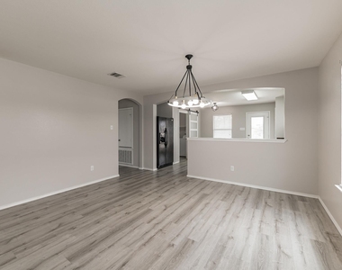 105 Pullman Place Blvd - Photo Thumbnail 21