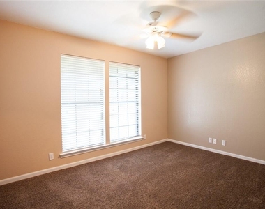 309 Juniper Dr - Photo Thumbnail 26