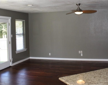 309 Juniper Dr - Photo Thumbnail 14