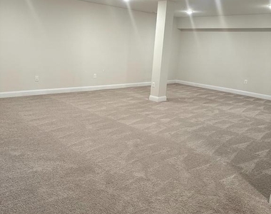 1707 Fieldstone Court - Photo Thumbnail 4