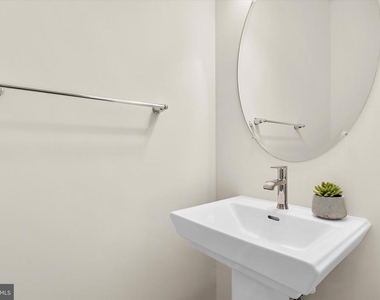 1102 Thomas Trail - Photo Thumbnail 41