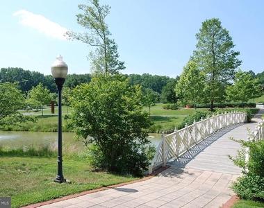 1102 Thomas Trail - Photo Thumbnail 4