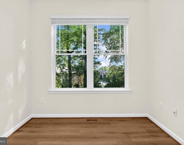 1102 Thomas Trail - Photo Thumbnail 26