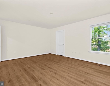 1102 Thomas Trail - Photo Thumbnail 37