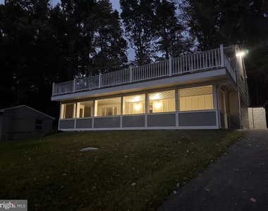 453 Walnut Drive - Photo Thumbnail 24