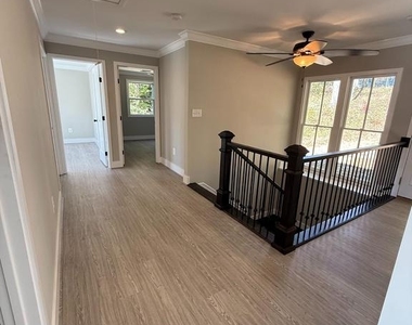 453 Walnut Drive - Photo Thumbnail 8