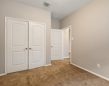 12401 Franklin D Roosevelt St - Photo Thumbnail 29