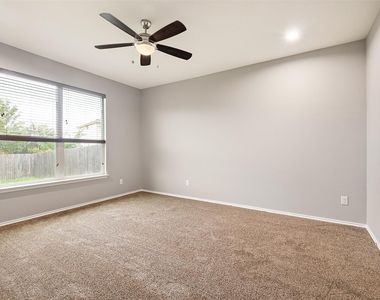 12401 Franklin D Roosevelt St - Photo Thumbnail 14
