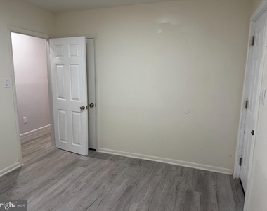 10 W Burton Avenue - Photo Thumbnail 9