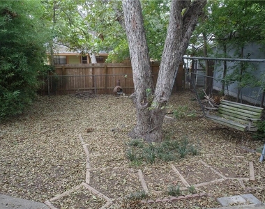 3701 Werner Ave - Photo Thumbnail 24
