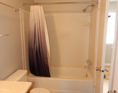 324 Stone Brook Place - Photo Thumbnail 16