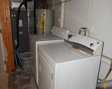 324 Stone Brook Place - Photo Thumbnail 38