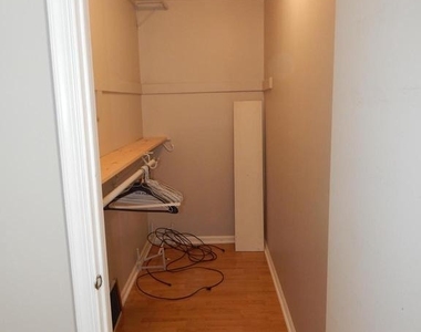 324 Stone Brook Place - Photo Thumbnail 19