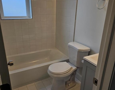 3929 4th Street Se - Photo Thumbnail 7