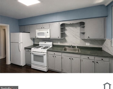 118 Longfellow Street Nw - Photo Thumbnail 2