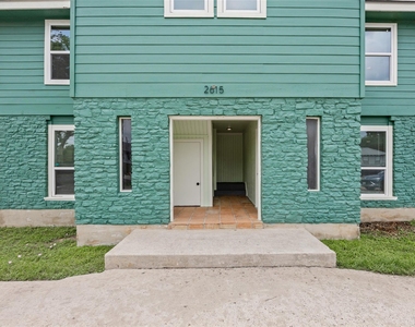 2615 Ektom Dr - Photo Thumbnail 2
