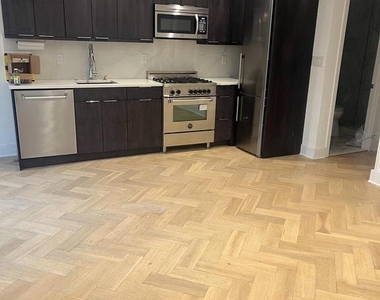 1753 Willard Street Nw - Photo Thumbnail 5