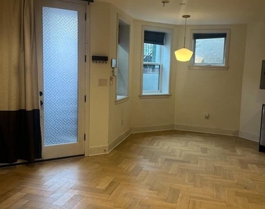 1753 Willard Street Nw - Photo Thumbnail 6