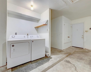 12601 Europa Ln - Photo Thumbnail 23