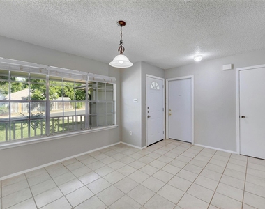 12601 Europa Ln - Photo Thumbnail 9