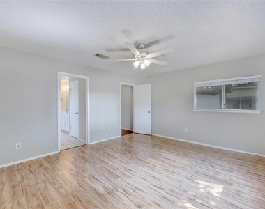 12601 Europa Ln - Photo Thumbnail 15