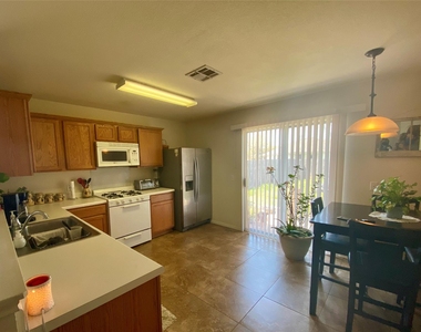 14420 Cummins Way - Photo Thumbnail 13