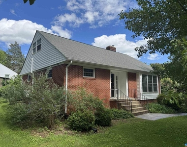 506 Hanover St - Photo Thumbnail 1