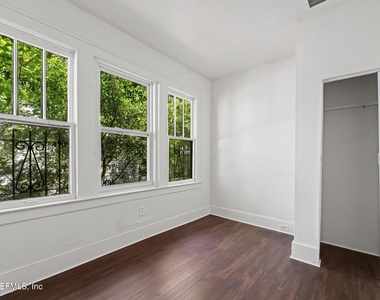 34 W 23rd Street - Photo Thumbnail 5