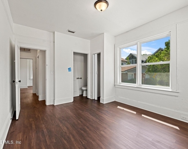 34 W 23rd Street - Photo Thumbnail 14