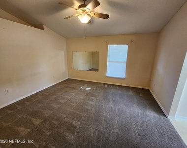 5940 Wentworth Circle S - Photo Thumbnail 13