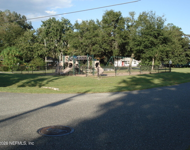 4776 Cardinal Boulevard - Photo Thumbnail 10