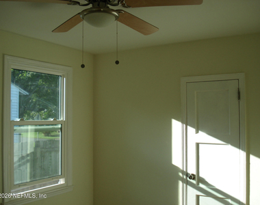 4776 Cardinal Boulevard - Photo Thumbnail 5