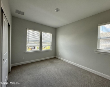 229 Cool Springs Avenue - Photo Thumbnail 22