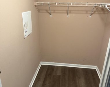 7920 Merrill Road - Photo Thumbnail 14