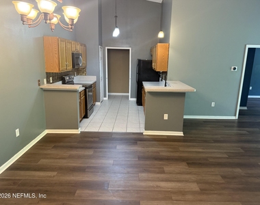 7920 Merrill Road - Photo Thumbnail 4