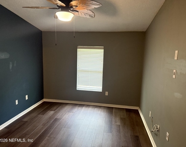 7920 Merrill Road - Photo Thumbnail 12