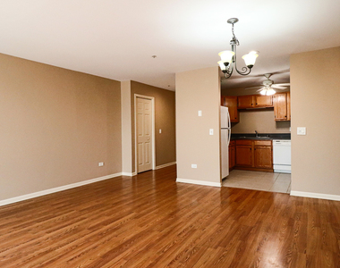 57 E Hattendorf Avenue - Photo Thumbnail 5
