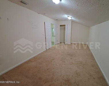 3107 Zeyno Drive - Photo Thumbnail 32