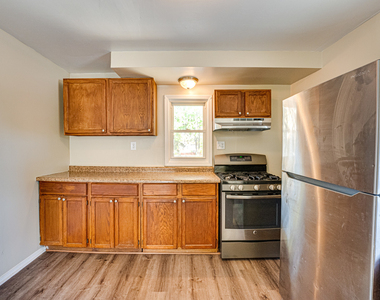 570 5th Avenue - Photo Thumbnail 8
