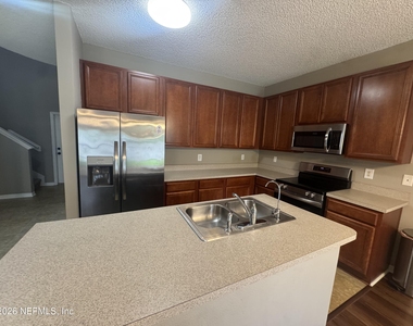 5216 Brighton Park Lane - Photo Thumbnail 19