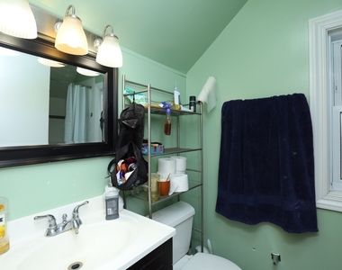 1738 W Altgeld Street - Photo Thumbnail 15