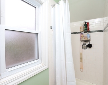 1738 W Altgeld Street - Photo Thumbnail 16