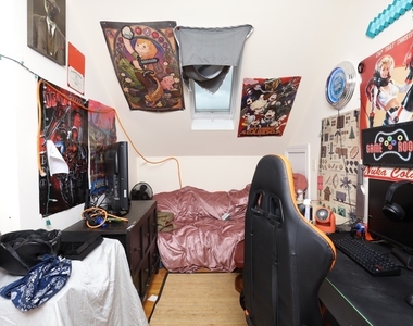 1738 W Altgeld Street - Photo Thumbnail 13