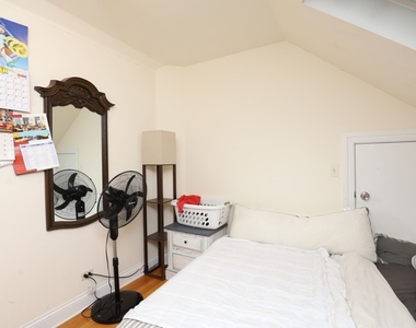 1738 W Altgeld Street - Photo Thumbnail 12