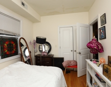 1738 W Altgeld Street - Photo Thumbnail 8