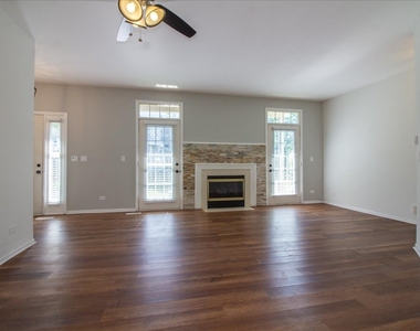 1216 Tennyson Lane - Photo Thumbnail 3