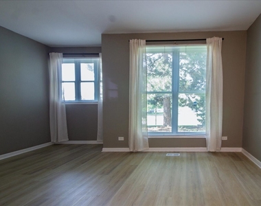 1216 Tennyson Lane - Photo Thumbnail 10